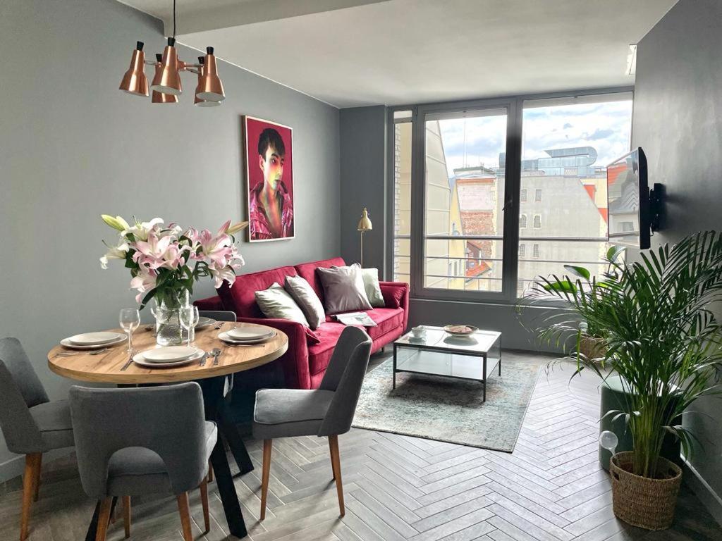 Oomph Wroclaw Deluxe Apt Ruska Apartment Екстериор снимка